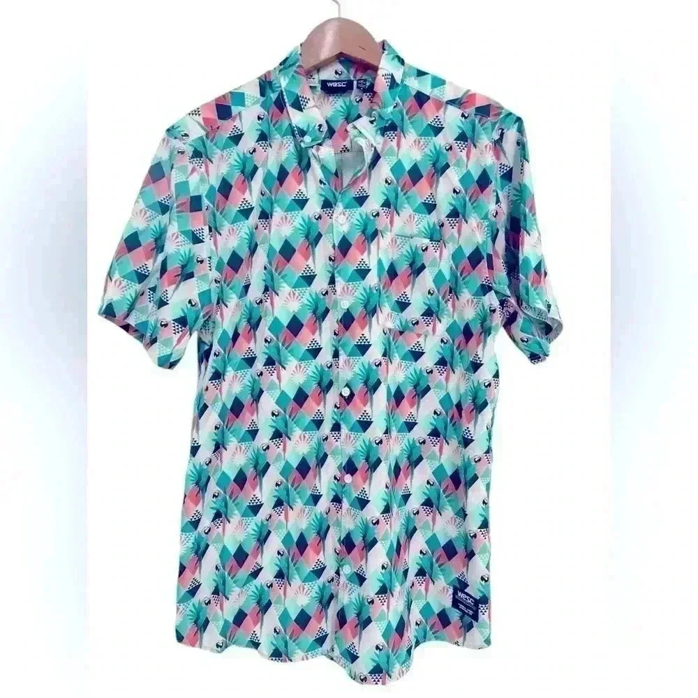 WeSC Men's Oden Tropical Abstract Parrot Button Down Shirt Size Medium